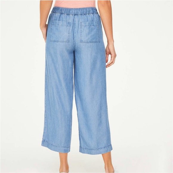 LOFT CHAMBRAY WIDE LEG CROP PANTS Size Small - Picture 2 of 12